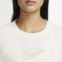 Shirts Women's Nike Sportswear Offline Graphic Boyfriend T-Shirt -Nike popular store unnamed file 1820