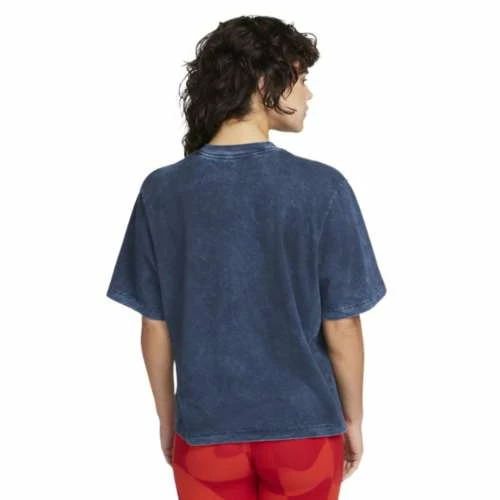 Shirts Women's Nike Sportswear Team-Inspired Graphic T-Shirt 4 Shirts Women's Nike Sportswear Team-Inspired Graphic T-Shirt - Image 2