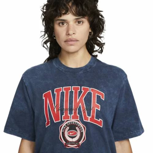 Shirts Women's Nike Sportswear Team-Inspired Graphic T-Shirt 5 Shirts Women's Nike Sportswear Team-Inspired Graphic T-Shirt - Image 3