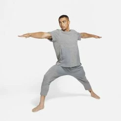 Shirts Men's Nike Yoga Dri-FIT Short Sleeve Shirt 7 Shirts Men's Nike Yoga Dri-FIT Short Sleeve Shirt -Nike popular store unnamed file 2678