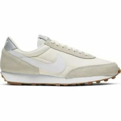 Sneakers & Athletic Shoes Women's Nike Daybreak Shoes